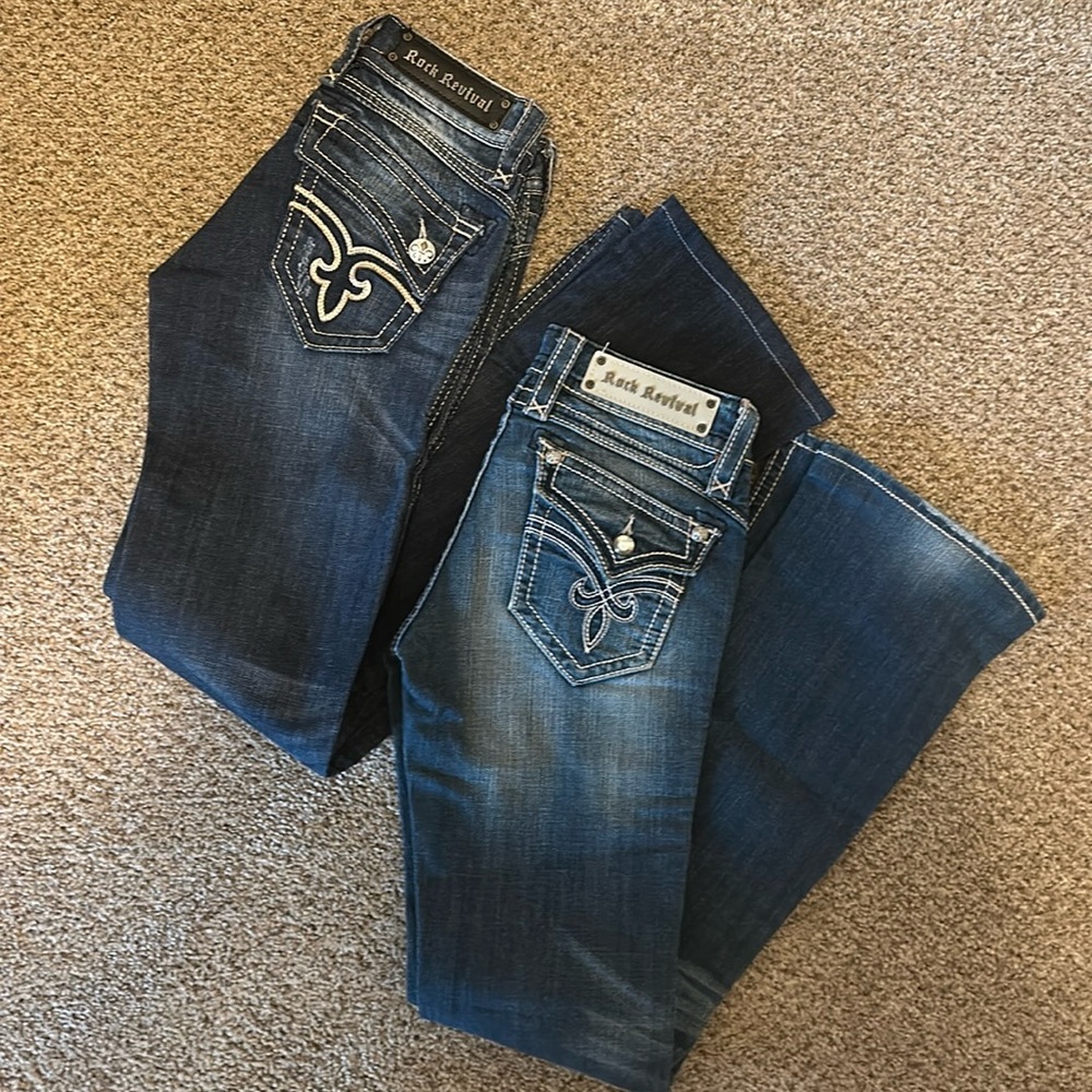 26x32 Rock Revival blue jeans